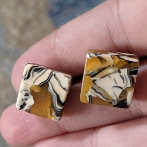 Swirl Cube Earrings Posts